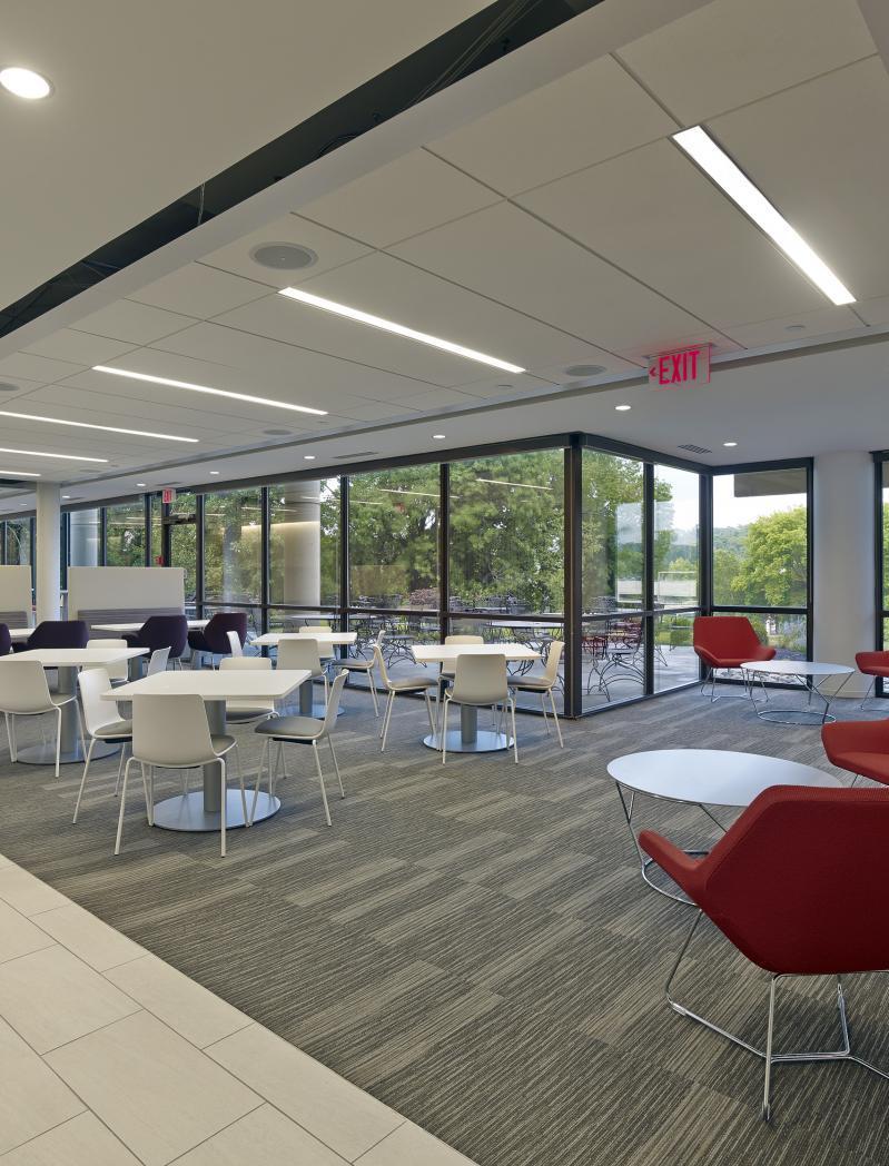 Four_Radnor_Corporate_Center_Interior_Lounge_01_0