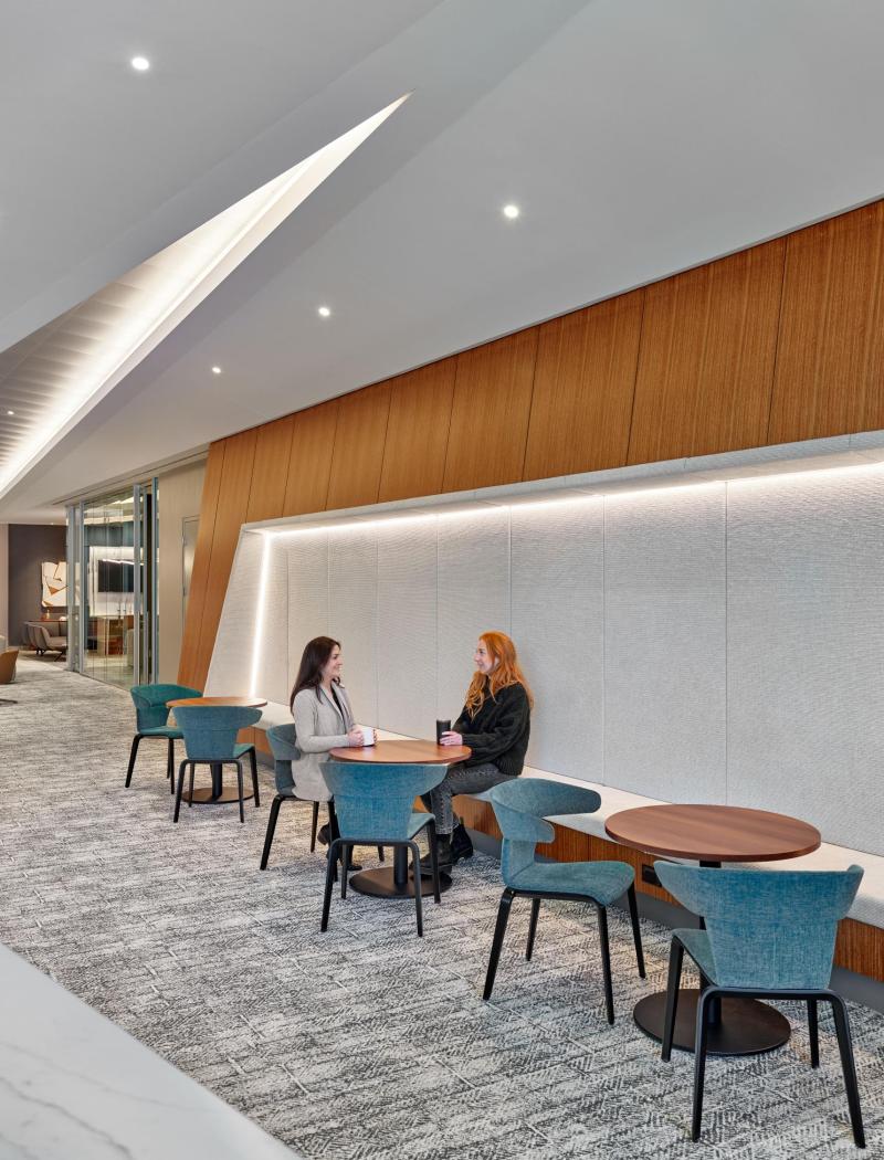 CiraCentre_Interior_Lobby_Credit