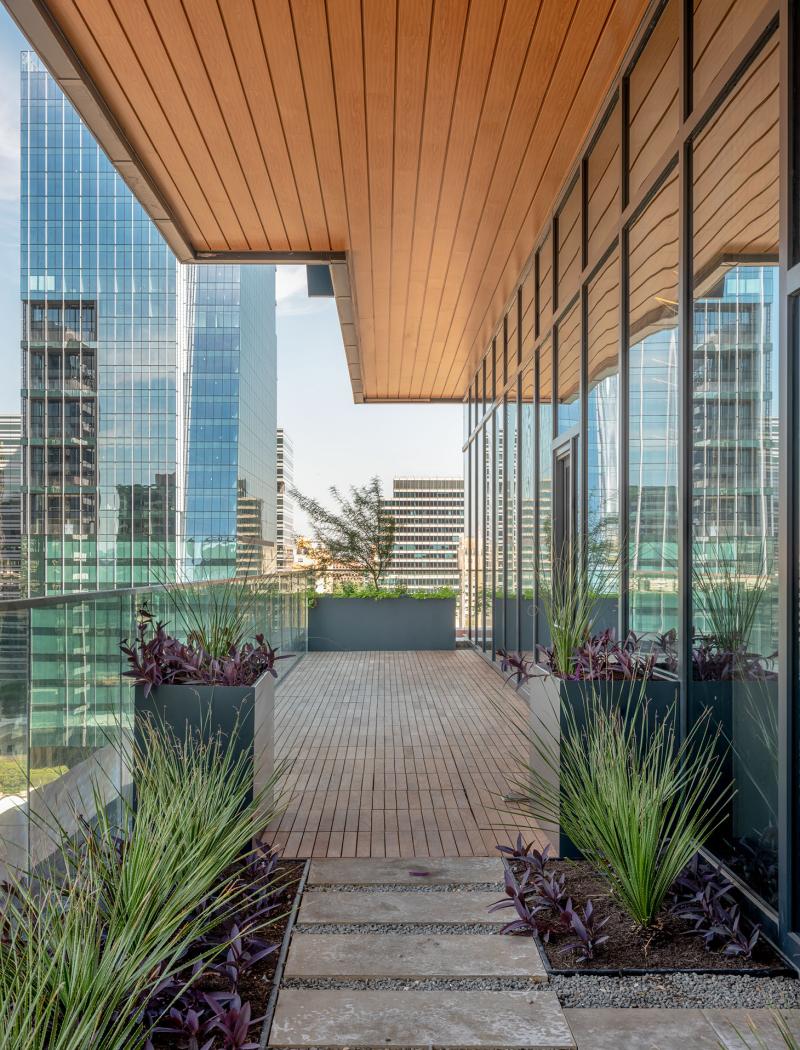 405 Colorado Exterior Amenity 