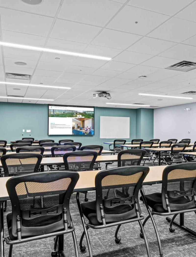 101_West_Elm_Interior_Conference_Room