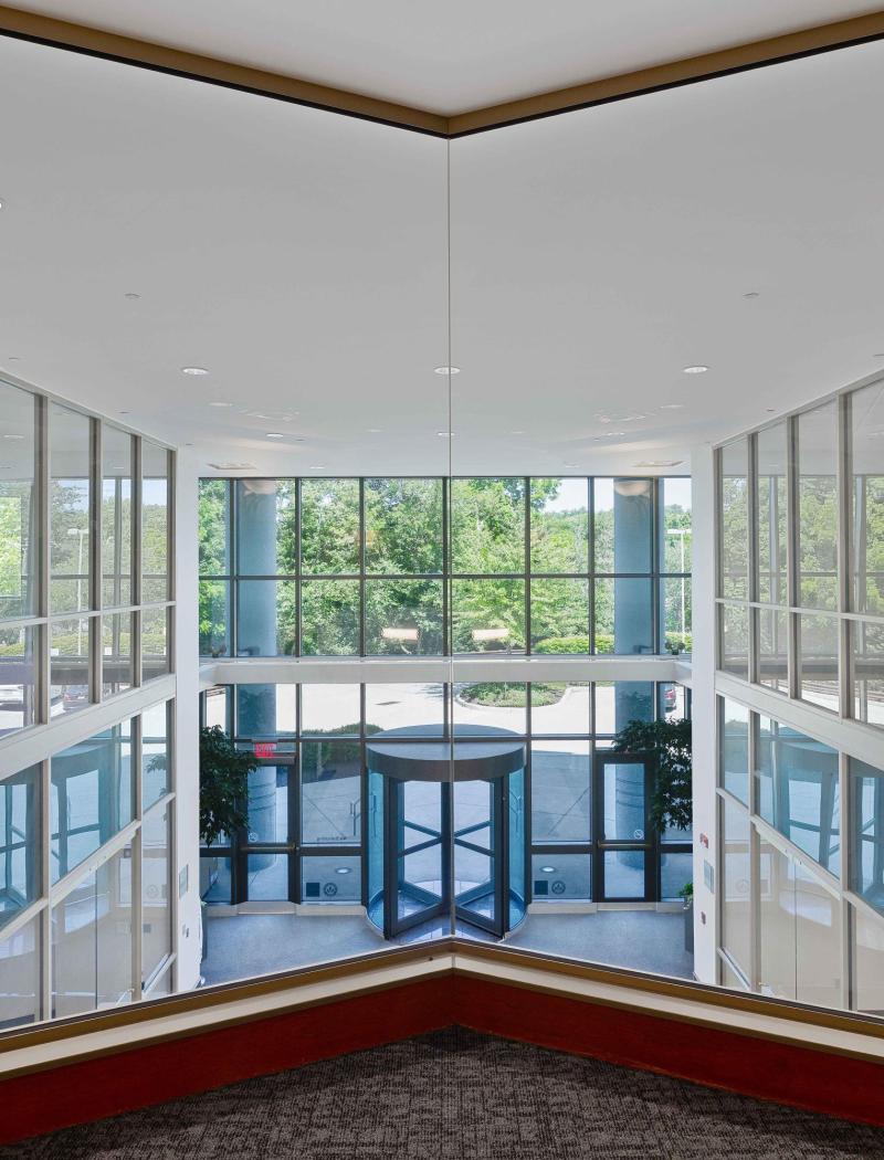 401-Plymouth-Lobby2