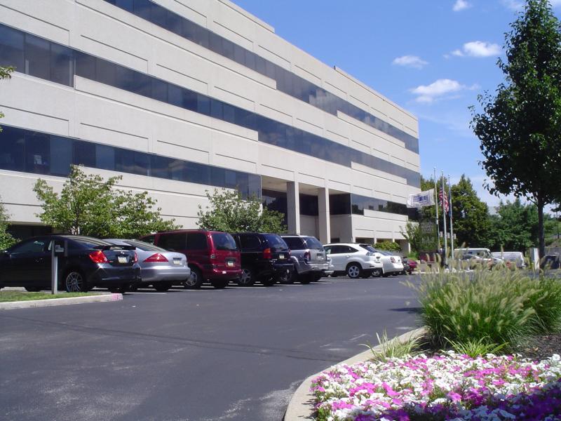 630_Freedom_Business_Center_Exterior
